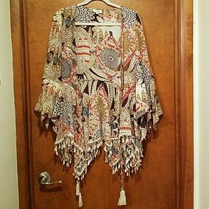 Umgee Boho Bell-Sleeve Kimono Shawl